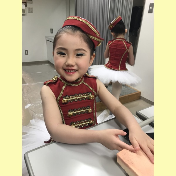 2017年スタジオパフォーマンス　控室の様子　杉並区高円寺のハナバレエスクール